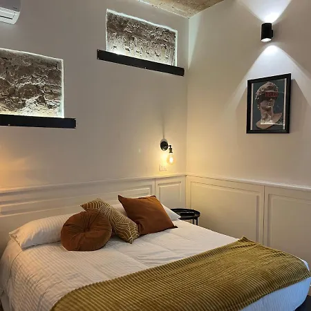 Domus Avi - Guest House-2