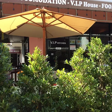 V.I.P. House-3