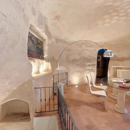 Casa Tudor Art Luxury Rooms-2