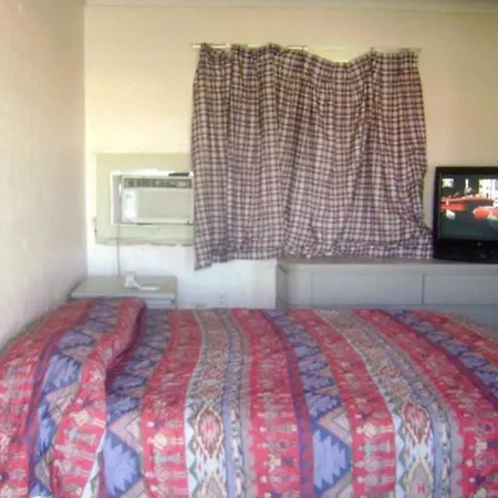 Green Key Beach Motel-2