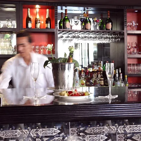 Boutique Hotel La Renaissance - Adults Only-2