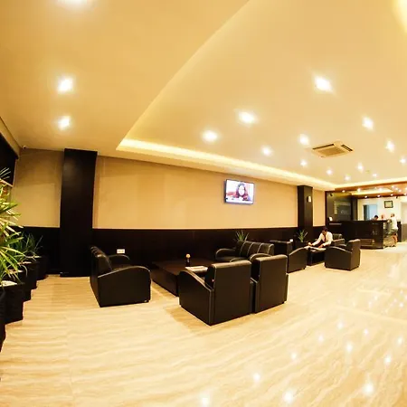 Alpha Hotel Pekanbaru-3