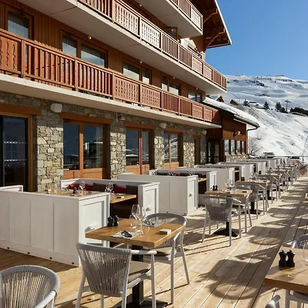 Ours Blanc Hotel & Spa-3