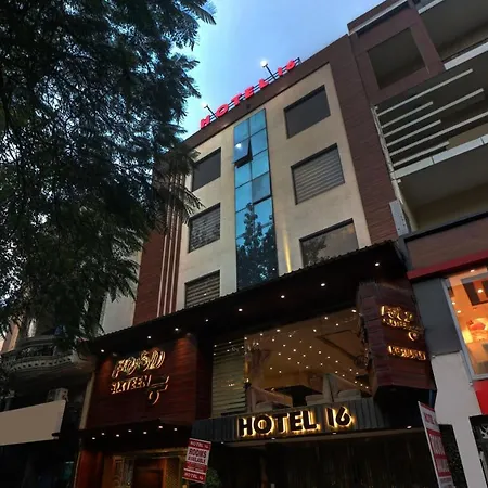 Oyo Townhouse 670 Hotel 16-2