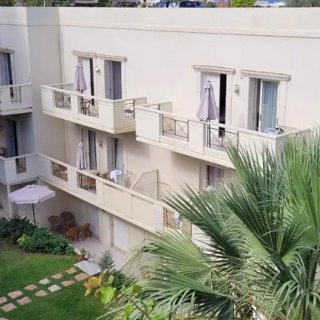 Marita'S Apartments-3
