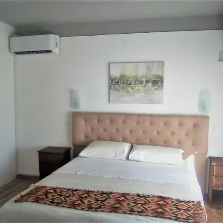 Dino'S Hotel-2