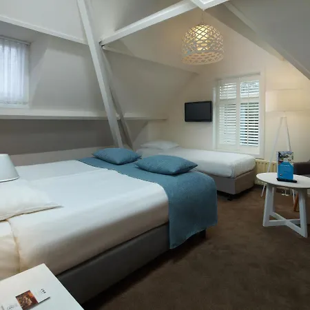 Badhotel Renesse-2