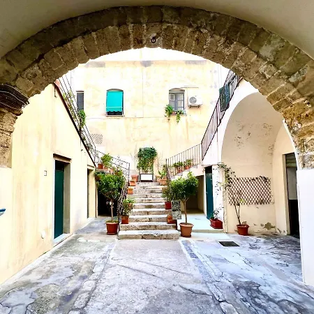 B&B Cortile Umberto I-3