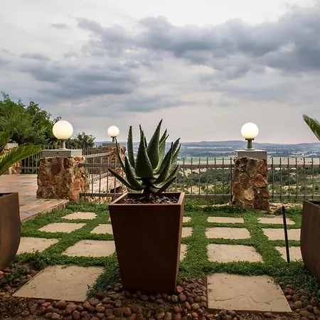 Eagles Nest Estate Luxury Guest House-3