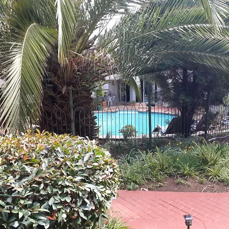 St Michelle Guest Lodge & Hydro Retreat-3