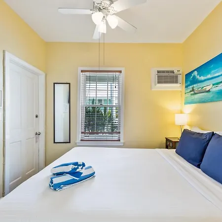 Wicker Guesthouse-3