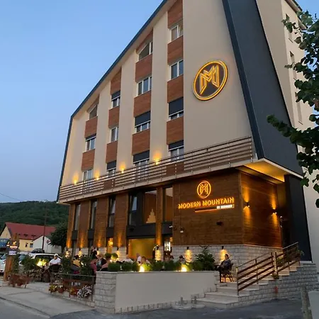 Modern Mountain-2