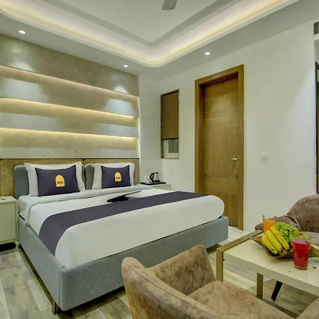Townhouse Oak Hotel Dev Palace-2