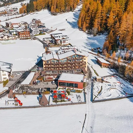 Hotel Sunny Soelden-3