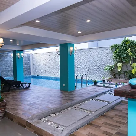 Aquzz Hotel & Spa - Maldives-3