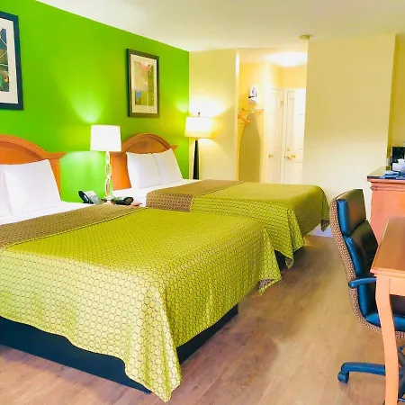 Classic Suites - Cleveland-2