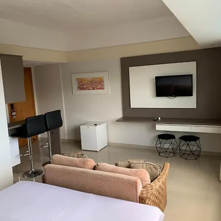 Tropical Executive Hotel-2