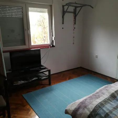 Random Room-3