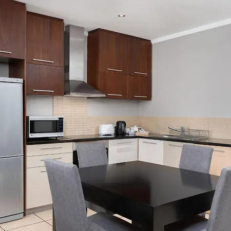 Icon Serviced Apartments Foreshore-2