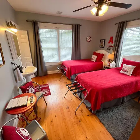 Bama Bed And Breakfast - Sweet Home Alabama Suite-3