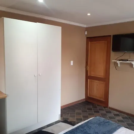 Sasha Guest House-3