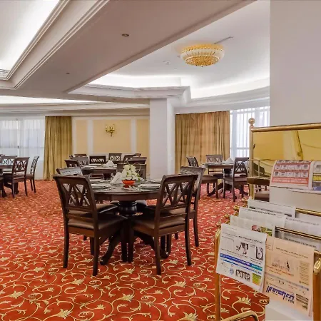 Crystal Plaza Al Majaz Hotel-2