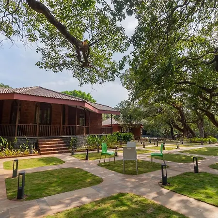 R R Heritage Resort Pure Vegetarian-3
