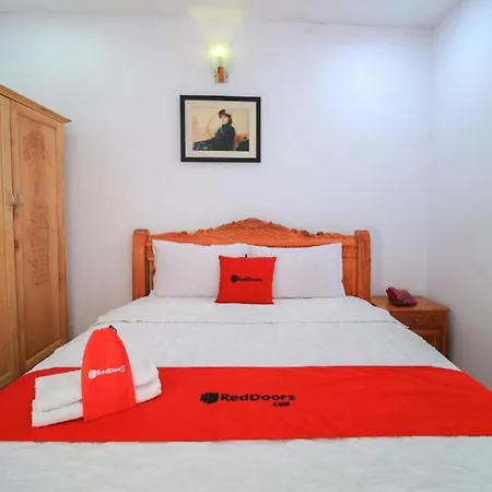 RedDoorz Khách sạn Ánh Ngọc-3