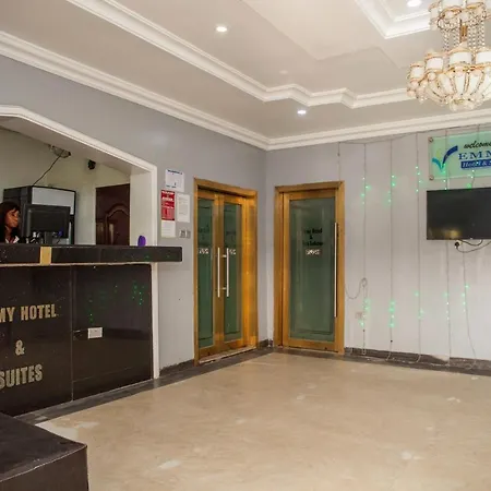 Emmy Hotels & Suites-3