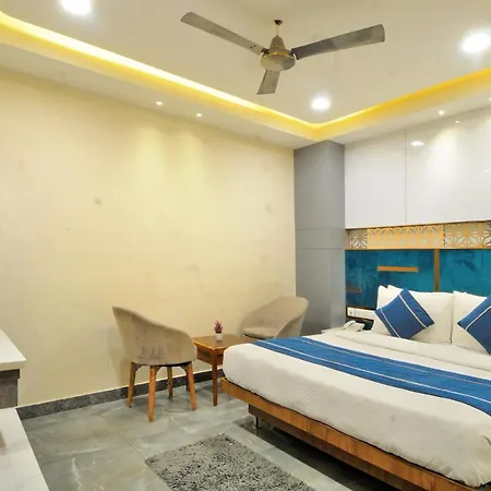 Hotel Imperial View 5 Min From New Delhi Railway Station-3