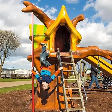 The Winchester: Pet-Friendly Caravan on Broadland Sands Holiday Park-3