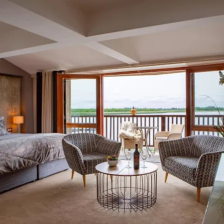 Wineport Lodge-3
