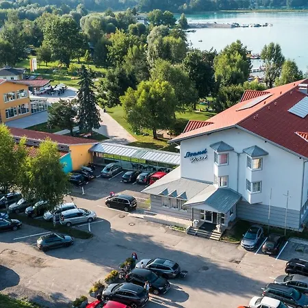 Strandhotel Faak-2
