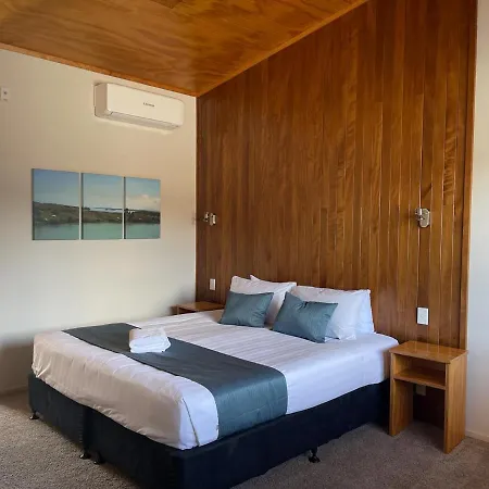 Waitomo Lodge-3