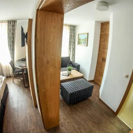Hotel Zum Ehem. Koenigl. Bayr. Forsthaus-2
