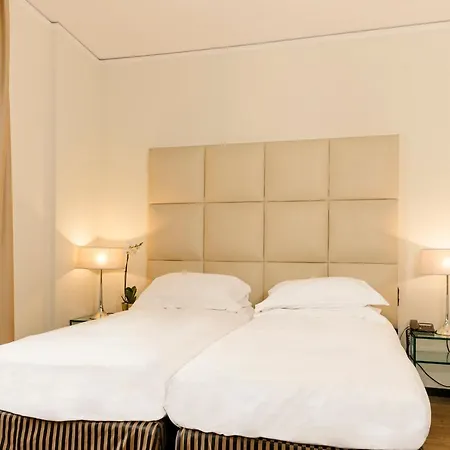 Cosmopolitan Hotel-2