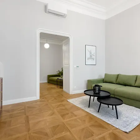 Palace Apartments-3