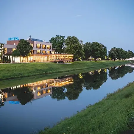 Hotel River-3