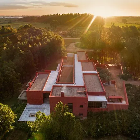 Luz Culinary Wine Lodge-3