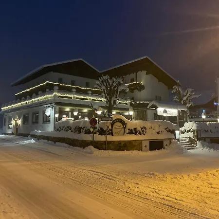 Hotel Almrausch-3