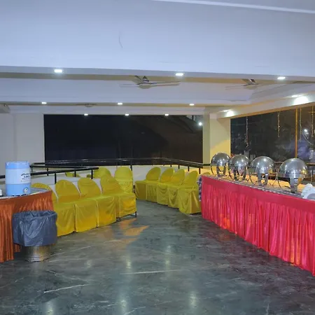 Hotel Grand Tower-3