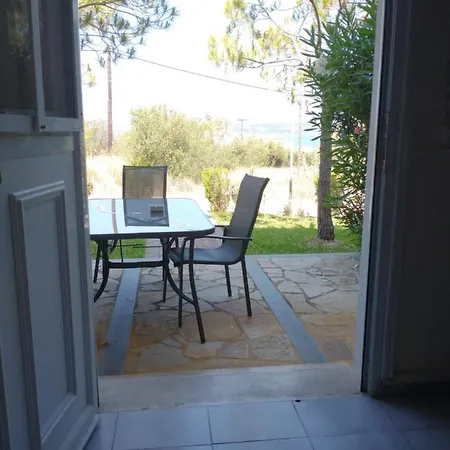 Summer Garden Αpartments & Studios-3