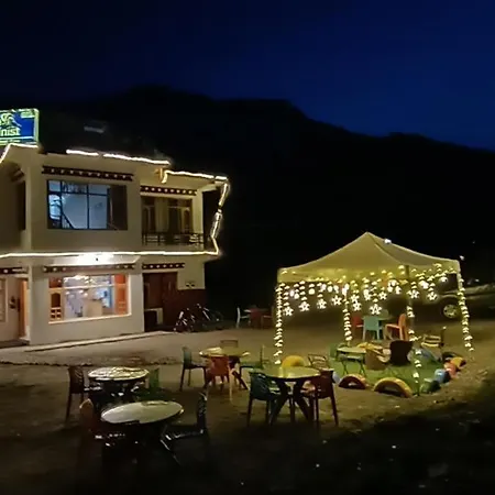 The Alpinist Cafe And Retreat-2