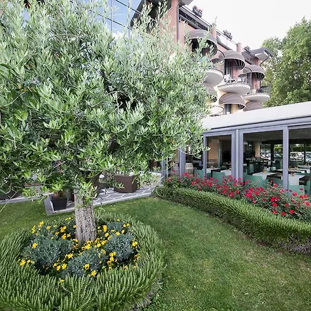Hotel Aurora-3