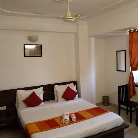 Hotel Yellow Stone-2