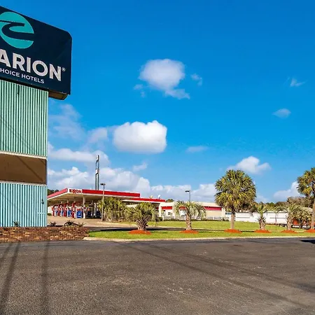 Clarion Inn & Suites Florence - Darlington-2