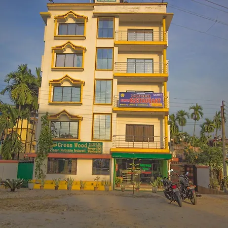 Green Wood Hotel-3