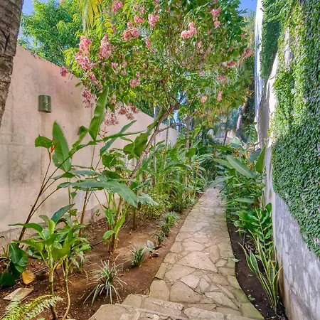 Boutique Hotel Secret Garden Granada-2