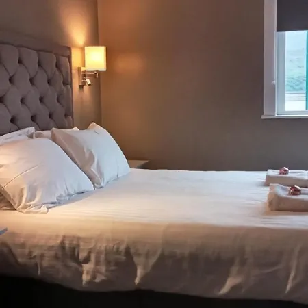 The Skye Bridge Hotel-3