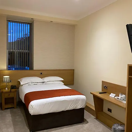 The City Hotel-2